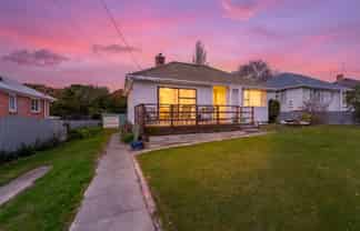 72 MacDonald Street, Marchwiel