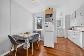 10 Surrey Street, Solway