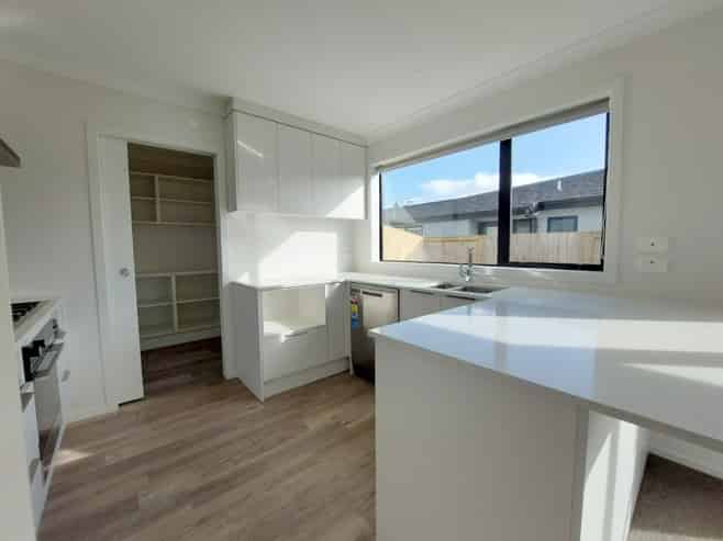 1/2 Jennian Avenue, Rototuna