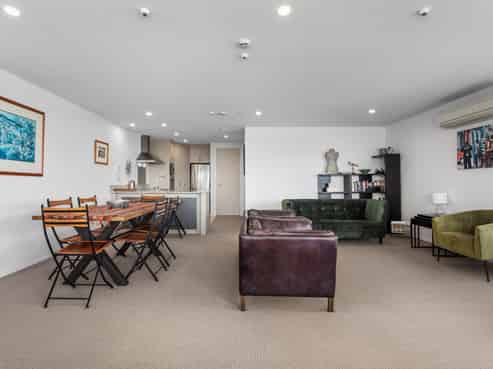 H1A/307 - 309 Harbour Road, Ohope