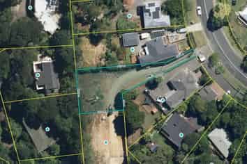 22A, B, C, D & E Highland Avenue, Titirangi