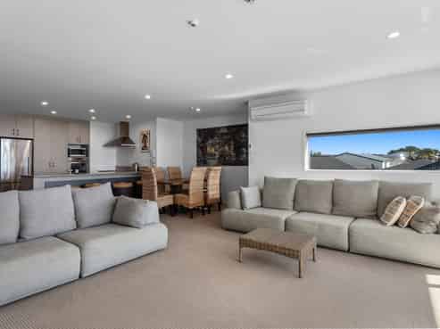 H1D/307 - 309 Harbour Road, Ohope