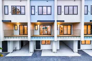 5/11 Hereford Street, Te Atatu Peninsula