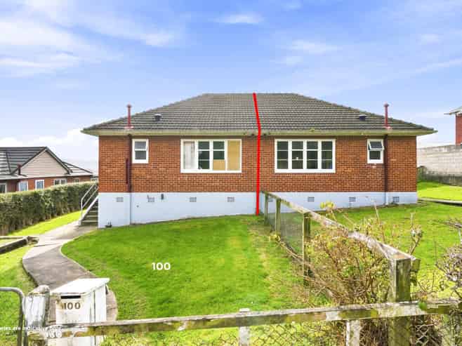 100 District Road, Green Island