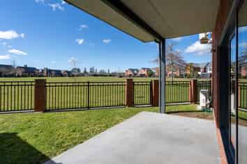 2/49 Pengover Avenue, Cambridge
