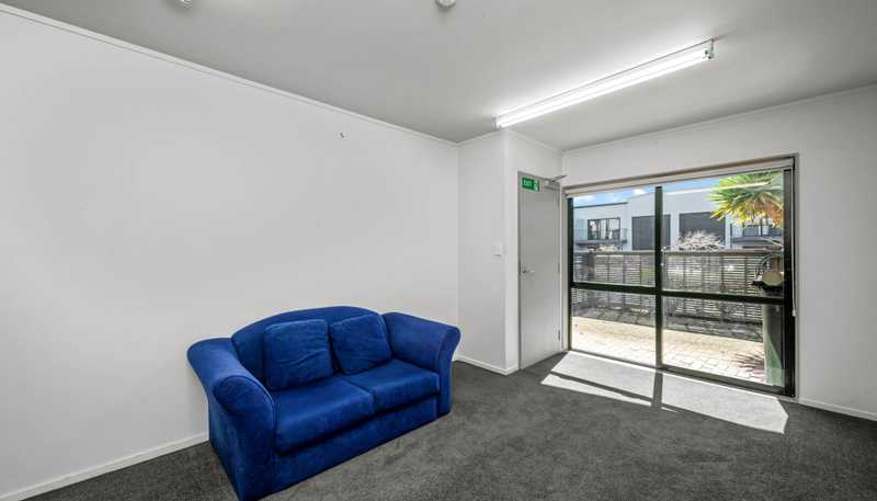 Unit 4/14 Airborne Road, Rosedale