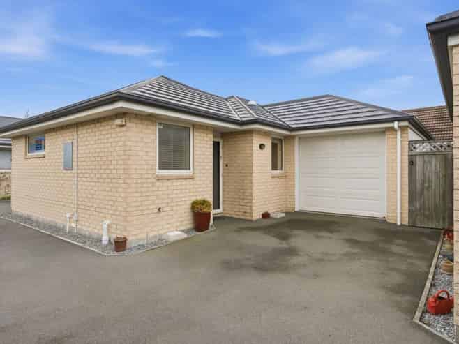 2/24 Nicholls Road, Halswell