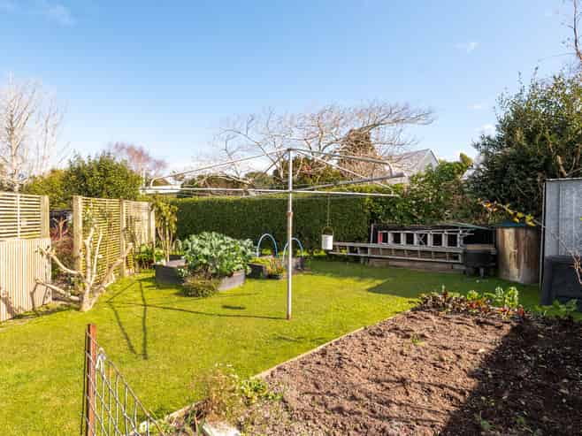 11 Pohutukawa Drive, Athenree