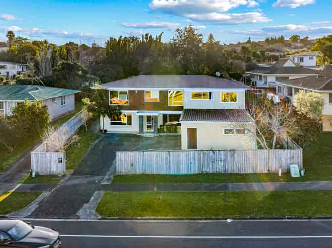 3,109m² of Land | Holding Income | Three Titles