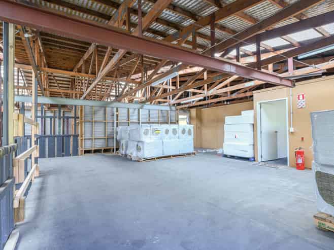 For Lease: Prime Warehouse & Logistics Facility