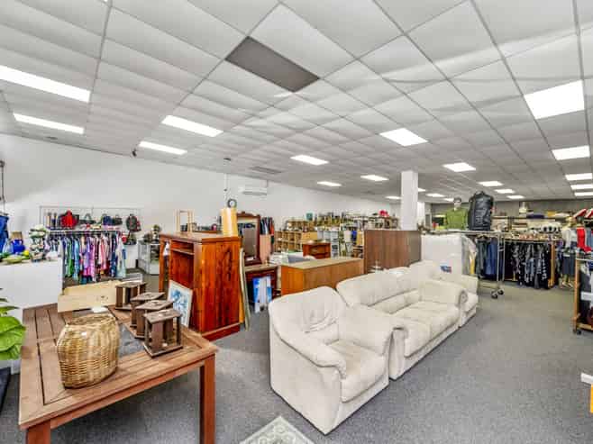 Prime West Auckland Retail Investment Opportunity