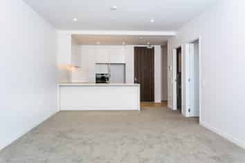 103/8B Lake Pupuke Drive, Takapuna