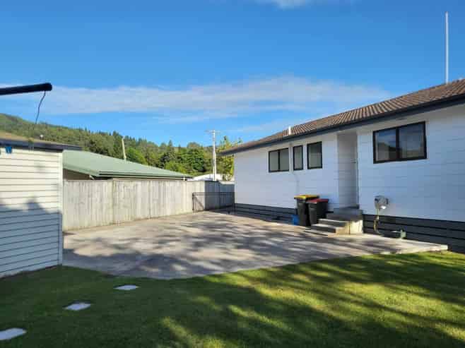 23 Barnard Road , Fairy Springs