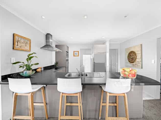 17 Greig Place, Pukekohe