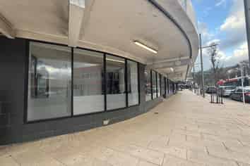 Wrap Around Retail