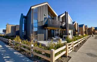 19/2 McKinlay Lane, Jacks Point