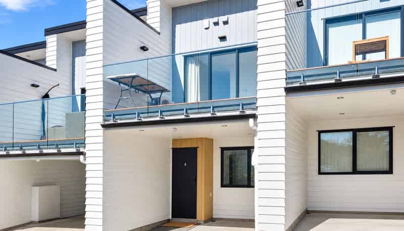 4/14 Sabot Place, Massey
