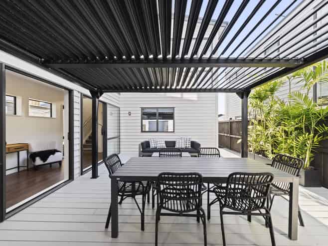 144 Hobsonville Road, Hobsonville