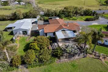386 Otaika Valley Road, Otaika