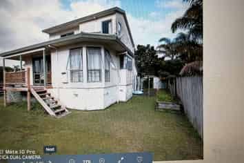 56 Fifth Avenue, Enderley