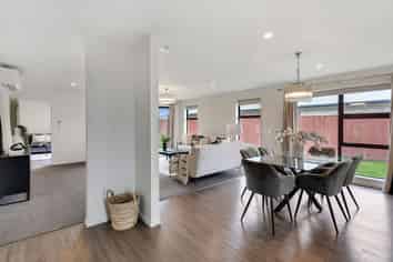 12 Longcot Drive, Rolleston