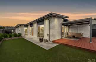 14 Passchendaele Grove, Trentham