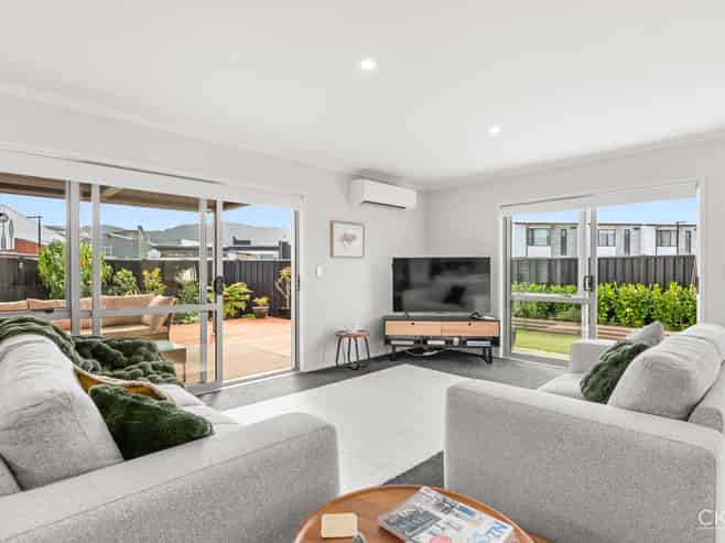 14 Passchendaele Grove, Trentham