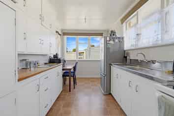 11 Brookland Road, Western Heights