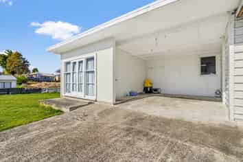 11 Brookland Road, Western Heights