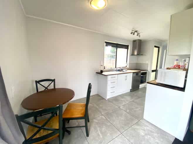 5 Crystal Place, Pukehangi