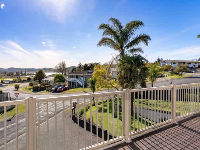 100 Tobie Place, Whangamata