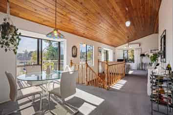 100 Tobie Place, Whangamata