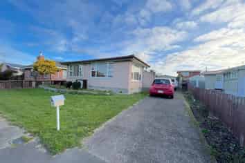 11 Aileen Place, Upper Riccarton
