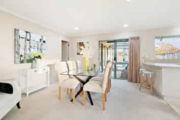 2/29 Crescent Hills Court, Northpark