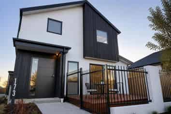 173A Geraldine Street, Edgeware