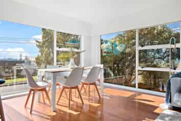 2/110 Sylvan Avenue, Northcote