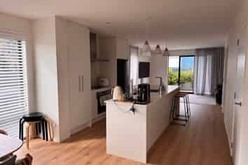 30C Range View Road, Mount Albert