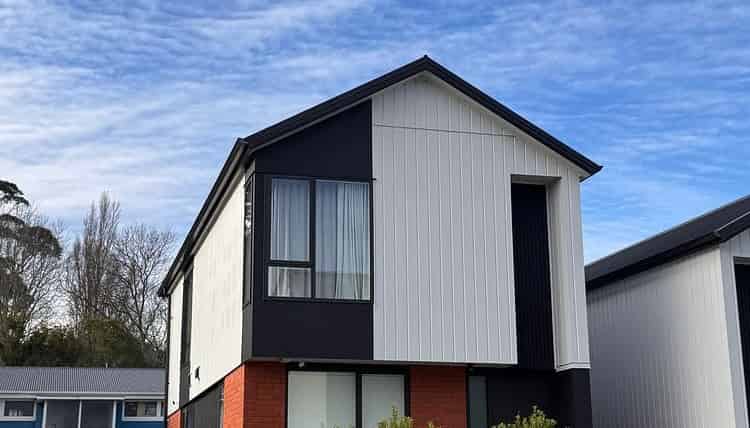 30C Range View Road, Mount Albert
