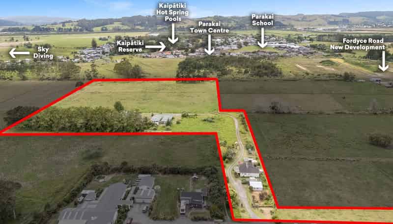 126 Fordyce Road Parakai, Helensville