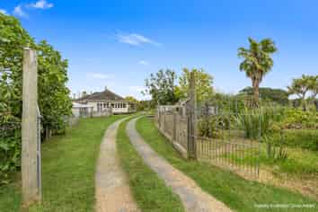 126 Fordyce Road Parakai, Helensville