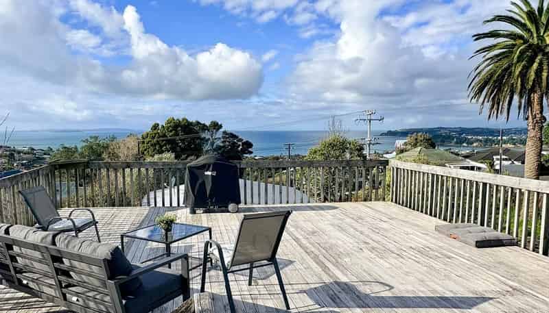467 Whangaparaoa Road, Stanmore Bay