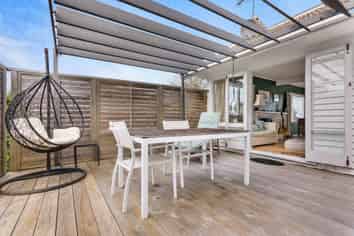 261 West Tamaki Road, Waiotaiki Bay