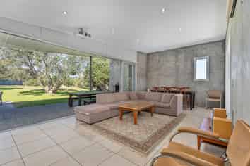  111 Kauri Crescent, Matarangi