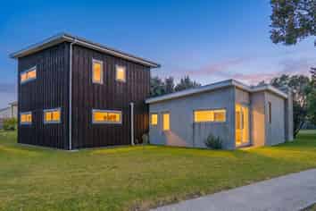  111 Kauri Crescent, Matarangi