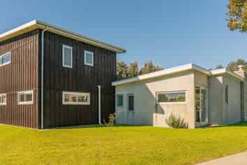  111 Kauri Crescent, Matarangi