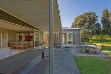  111 Kauri Crescent, Matarangi