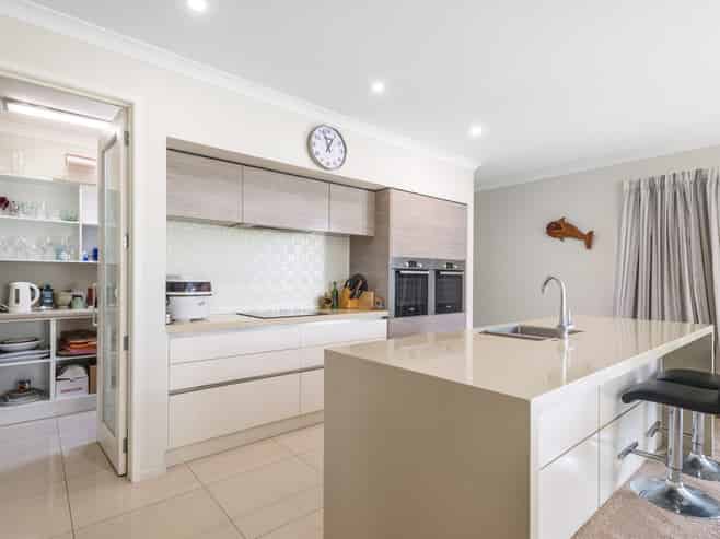42 Mortlake Heights, Pyes Pa