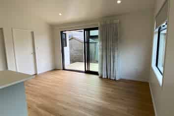 64 Austin Road, Maunu