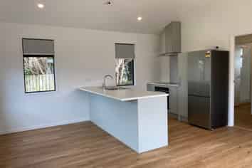 64 Austin Road, Maunu