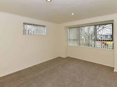15 Franklyne Road, Otara